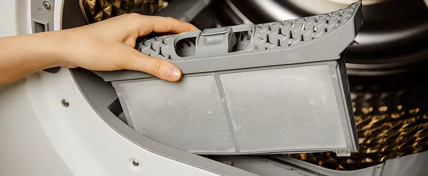 Signs Of A Clogged Dryer Lint Trap in Kokomo, Indiana